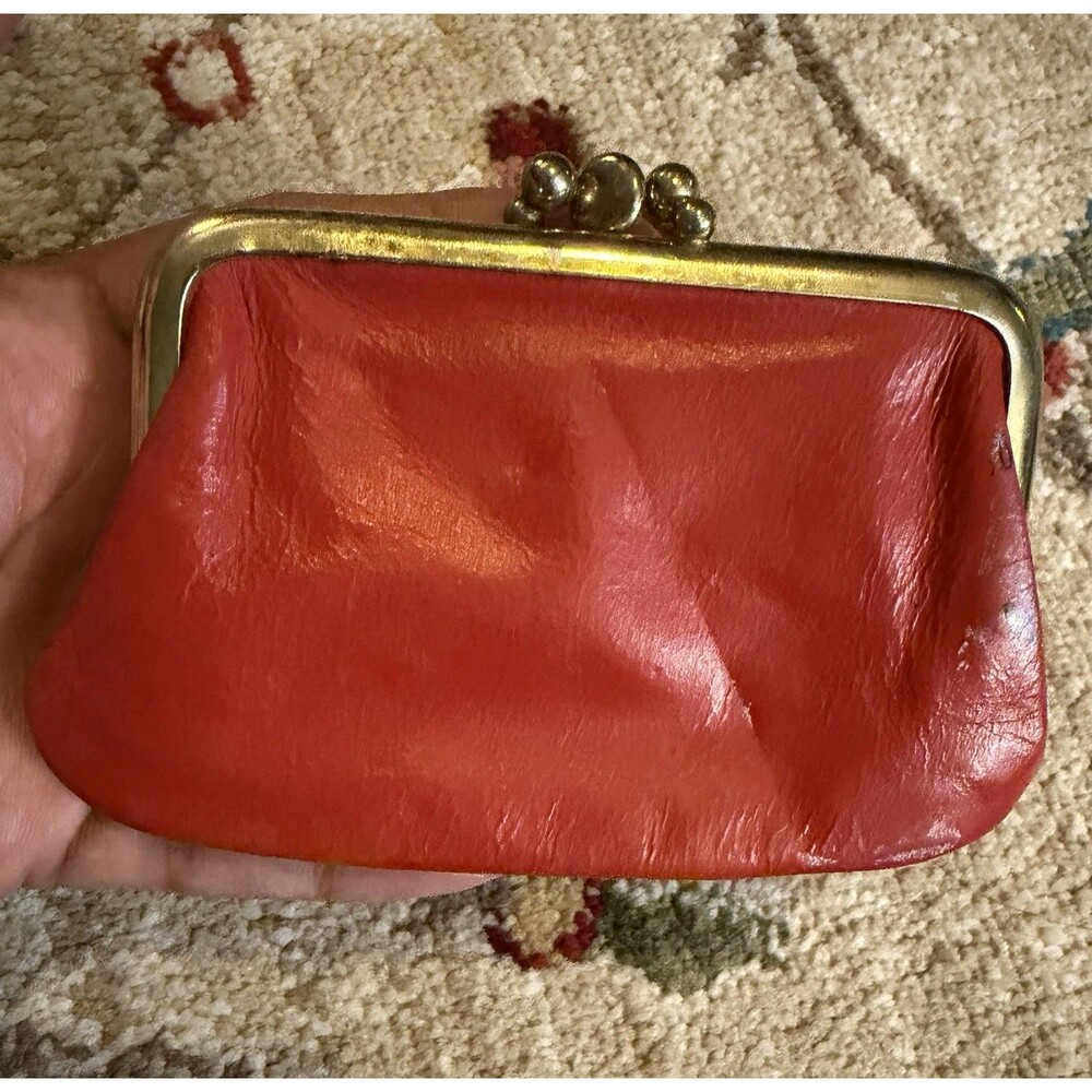 VTG St. Thomas 1950s/60s Red - Gold Coin Change Purse Bag Kiss Lock Leather
